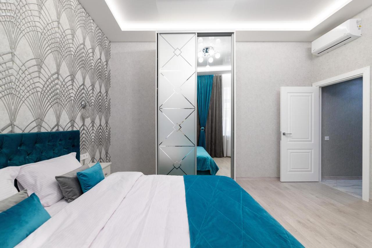 Rynok Square City Center Two Bedroom Apartment! Lviv Exterior foto