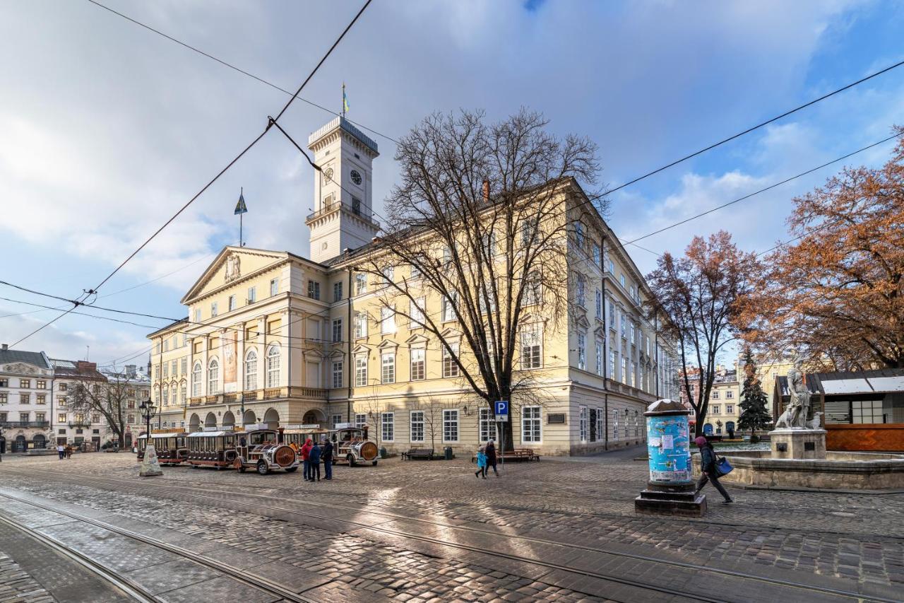 Rynok Square City Center Two Bedroom Apartment! Lviv Exterior foto