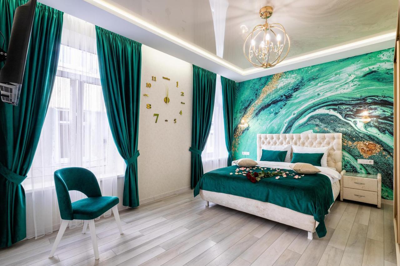 Rynok Square City Center Two Bedroom Apartment! Lviv Exterior foto