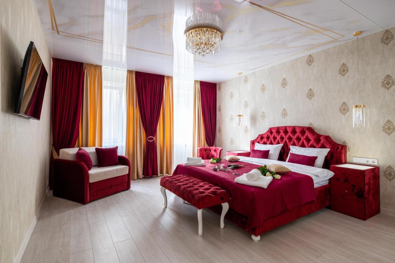 Rynok Square City Center Two Bedroom Apartment! Lviv Exterior foto