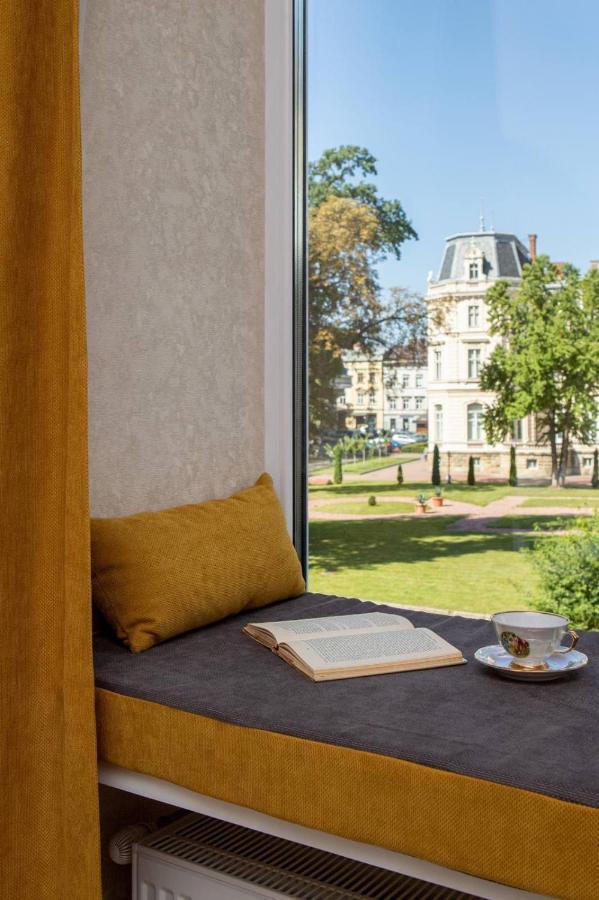 Rynok Square City Center Two Bedroom Apartment! Lviv Exterior foto